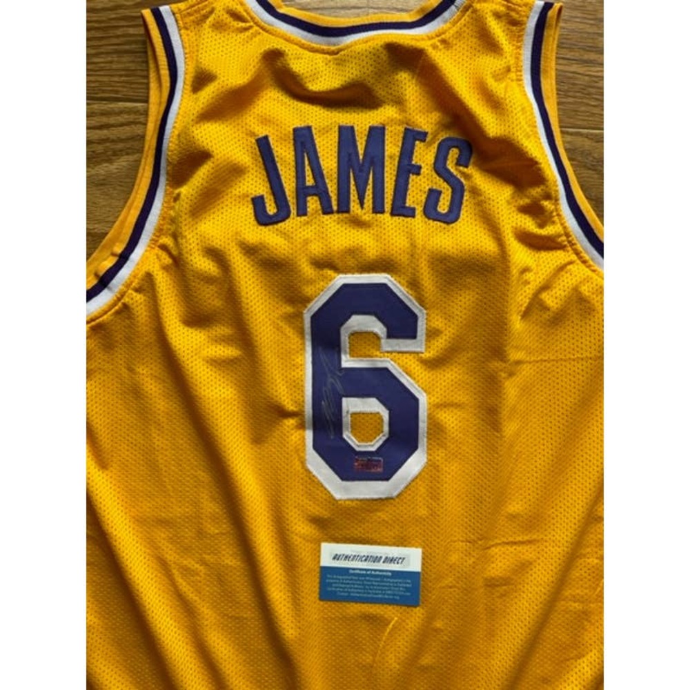LeBron James LA Lakers Autographed/Signed XL Jersey with COA